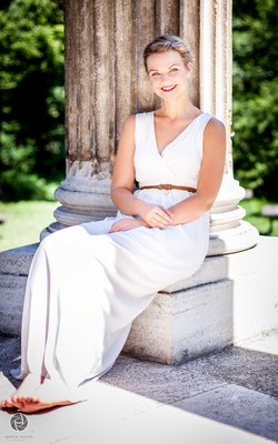 Tanja Petrasek (Outdoor)